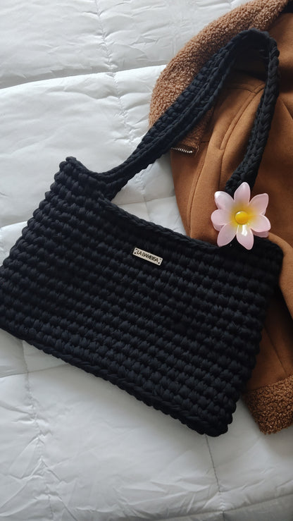 Tote LUNA, not MOON